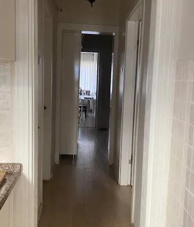 Flat In The Center Of Kadikoy,yeldegirmeni Istanboel